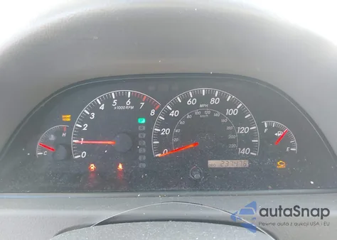 2005 Toyota Camry Xle z USA, uszkodzony, nr VIN 4T1BE30K25U005354